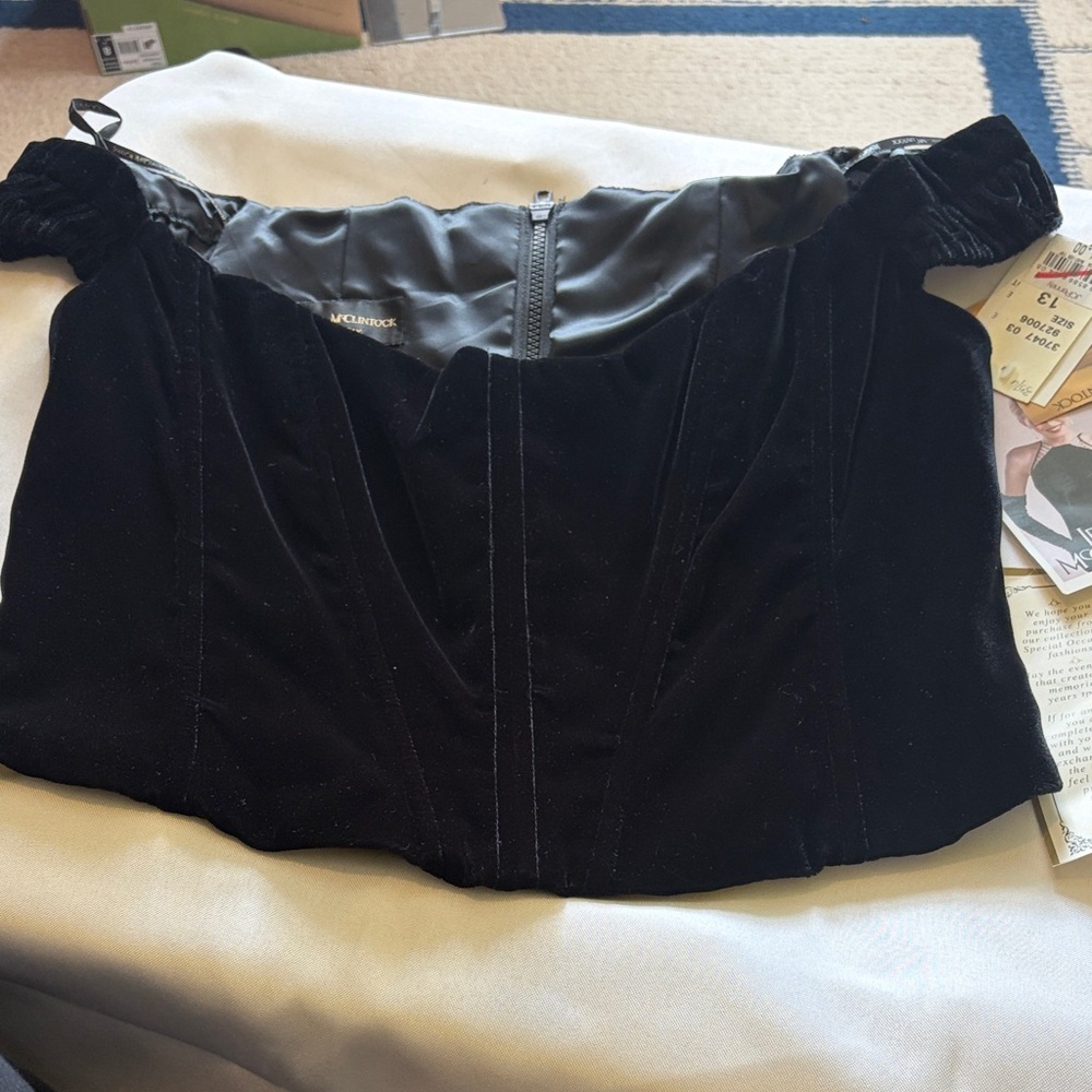 Jessica McClintock Black Velvet bustier top